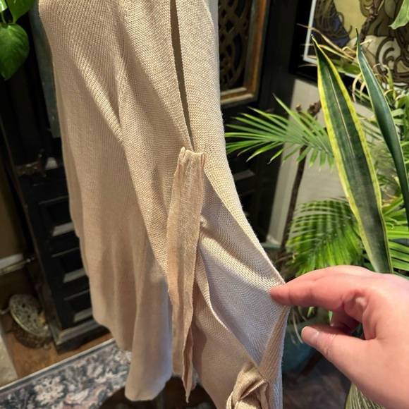 Umgee Blush Open Tie Bell Sleeve light weight oversized sweater - Picture 13 of 16